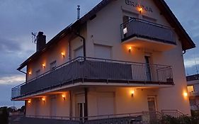 Apartamenty i Pokoje Gracja